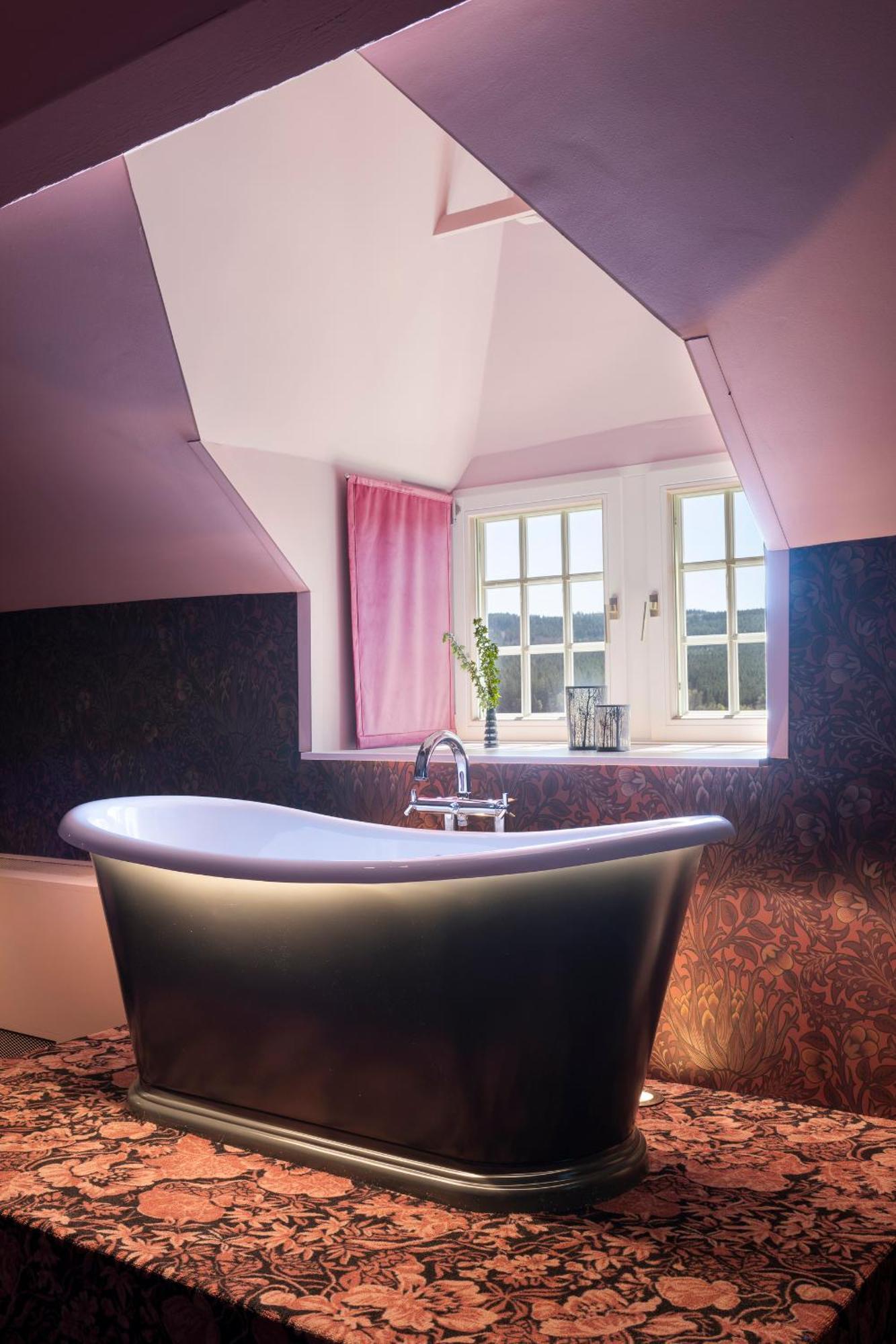 Castellane Suite